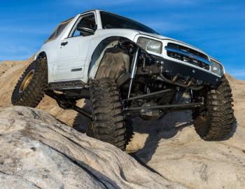 2001 Tracker Lightweight Rock Crawler